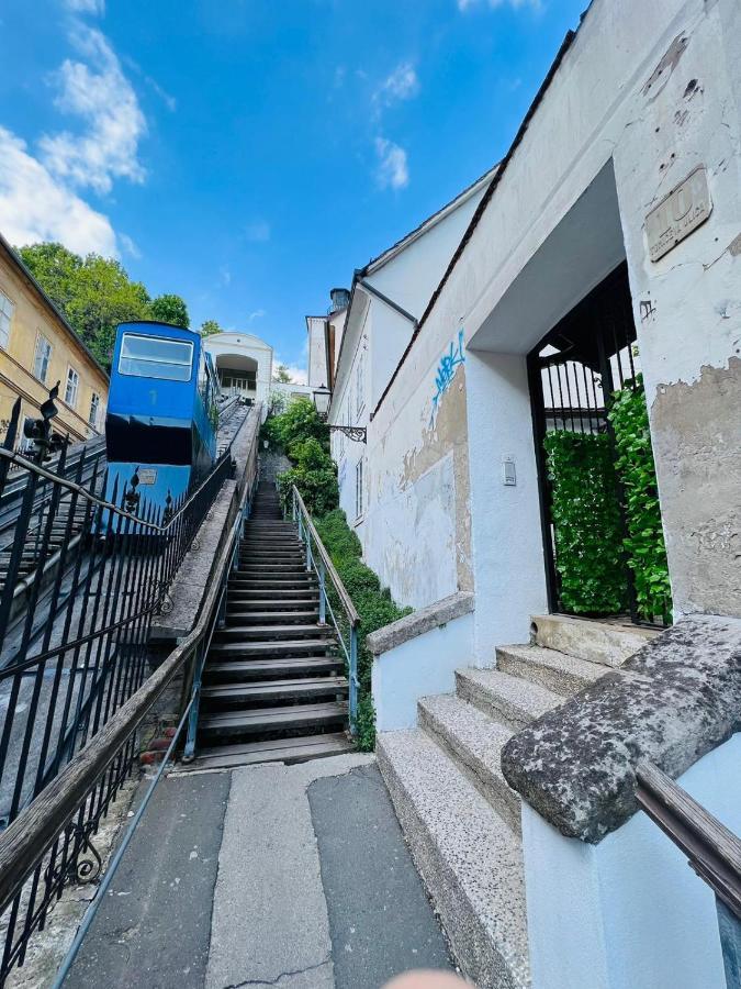 Downtown Secret Apartment ザグレブ エクステリア 写真