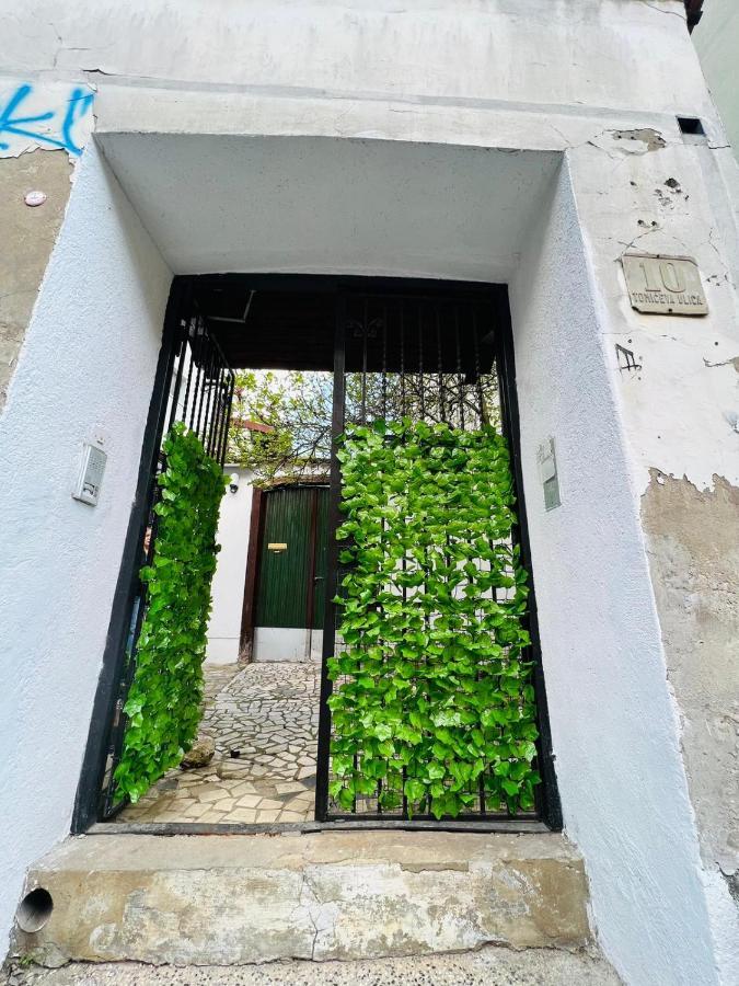 Downtown Secret Apartment ザグレブ エクステリア 写真