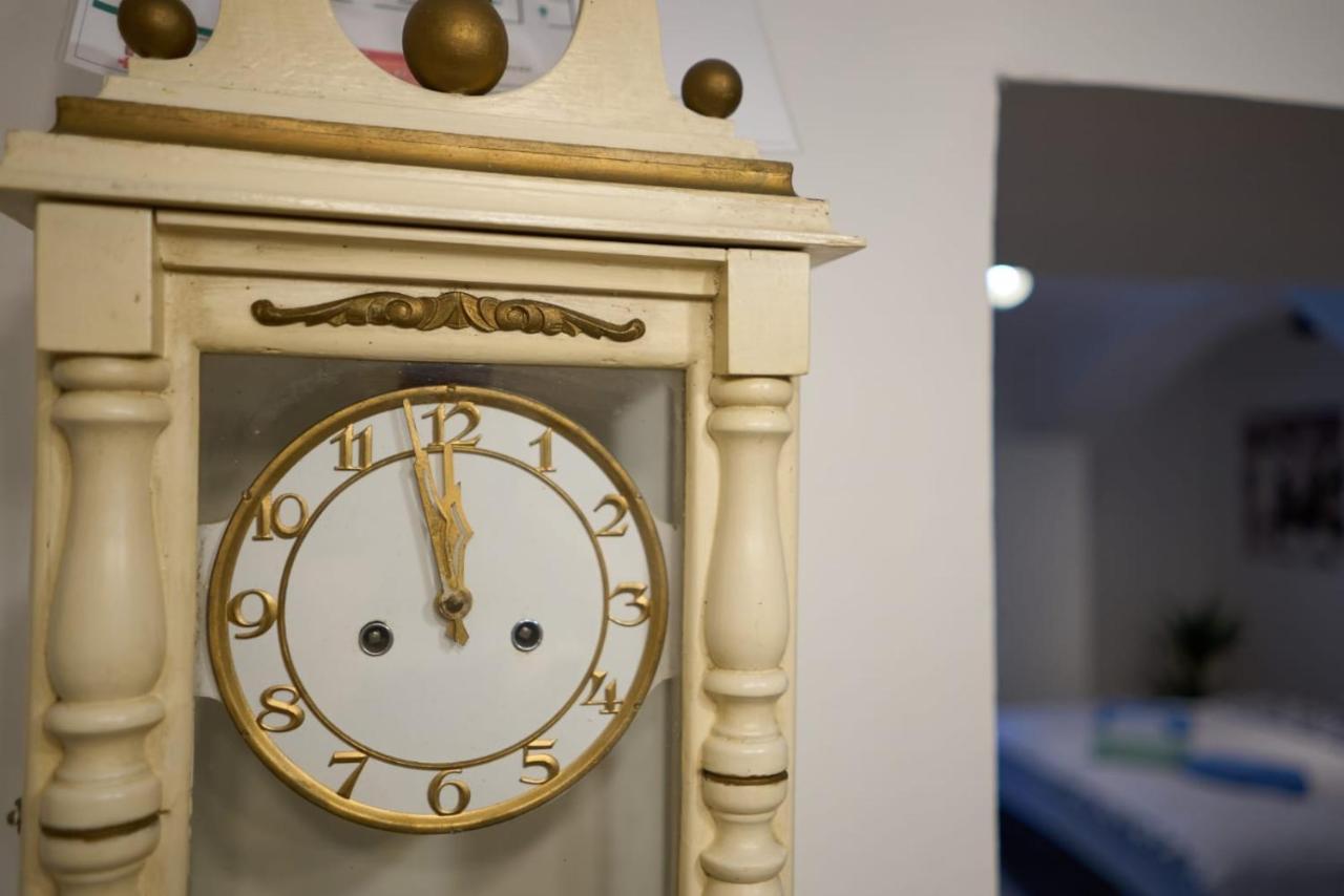 Downtown Secret Apartment ザグレブ エクステリア 写真