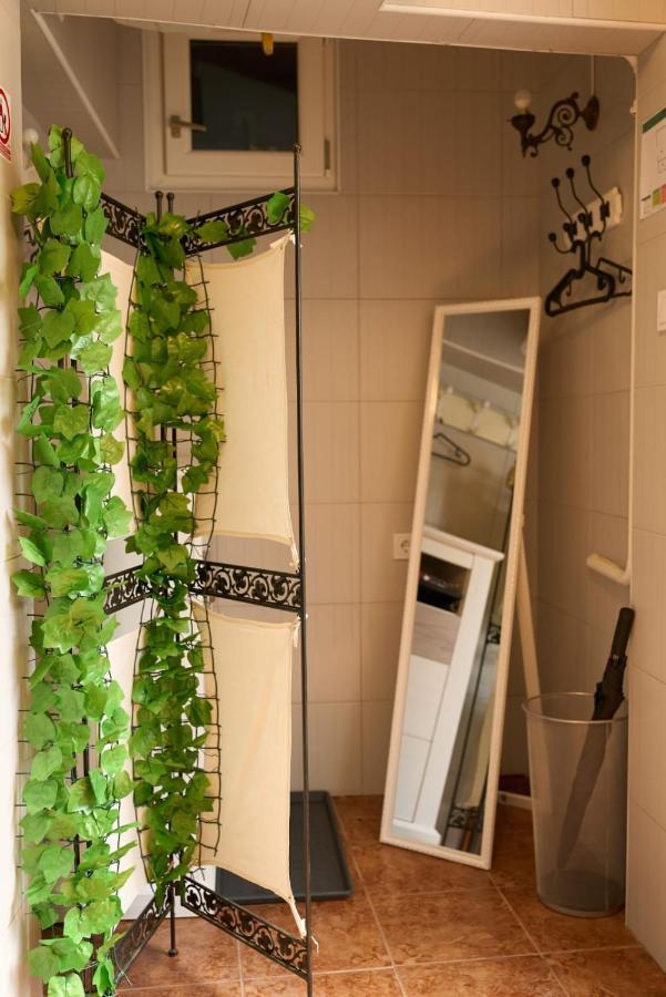 Downtown Secret Apartment ザグレブ エクステリア 写真